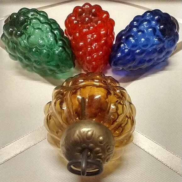 4 Kugel Ornaments, Red Green Blue Amber, Antique Vintage Christmas Grape Cluster - Picture 2 of 15
